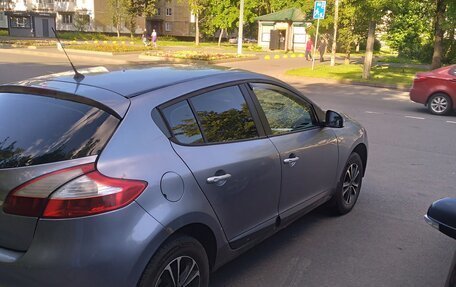 Renault Megane III, 2010 год, 450 000 рублей, 2 фотография