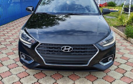 Hyundai Solaris II рестайлинг, 2019 год, 1 450 000 рублей, 1 фотография