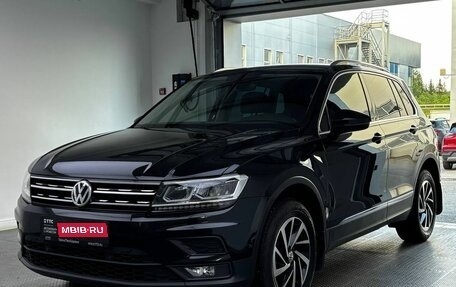 Volkswagen Tiguan II, 2018 год, 2 995 000 рублей, 1 фотография