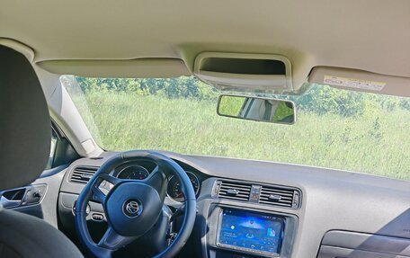 Volkswagen Jetta VI, 2015 год, 1 050 000 рублей, 17 фотография