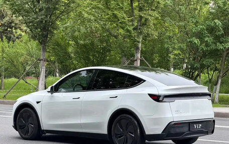 Tesla Model Y I, 2026 год, 6 200 000 рублей, 6 фотография