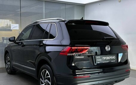 Volkswagen Tiguan II, 2018 год, 2 995 000 рублей, 8 фотография