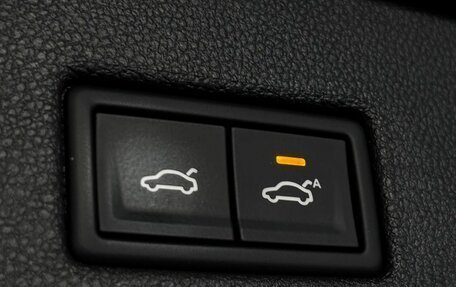 Volkswagen Tiguan II, 2018 год, 2 995 000 рублей, 24 фотография