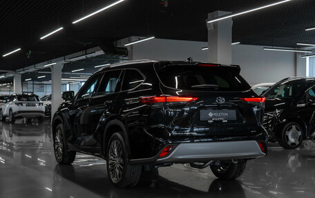Toyota Highlander, 2026 год, 6 000 000 рублей, 4 фотография