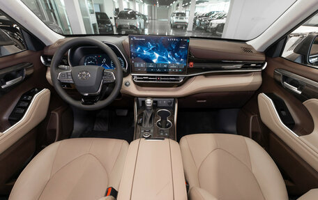 Toyota Highlander, 2026 год, 6 000 000 рублей, 8 фотография
