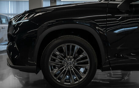 Toyota Highlander, 2026 год, 6 000 000 рублей, 26 фотография