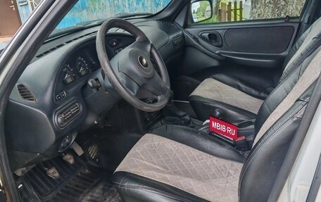 Chevrolet Niva I рестайлинг, 2018 год, 650 000 рублей, 5 фотография