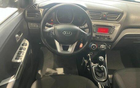 KIA Rio III рестайлинг, 2015 год, 749 000 рублей, 10 фотография