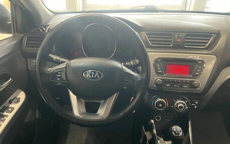 KIA Rio III рестайлинг, 2015 год, 749 000 рублей, 11 фотография