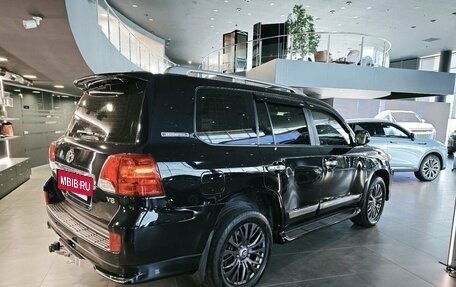 Toyota Land Cruiser 200, 2015 год, 4 300 000 рублей, 6 фотография