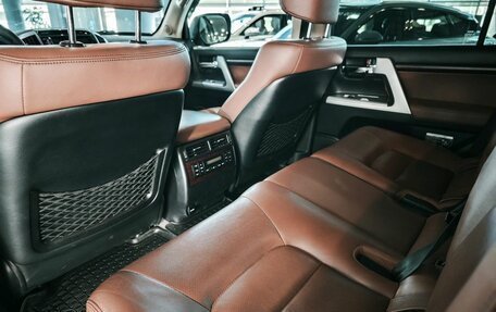 Toyota Land Cruiser 200, 2015 год, 4 300 000 рублей, 15 фотография