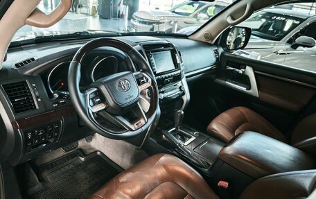 Toyota Land Cruiser 200, 2015 год, 4 300 000 рублей, 13 фотография