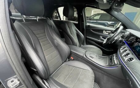 Mercedes-Benz E-Класс, 2021 год, 3 897 000 рублей, 13 фотография