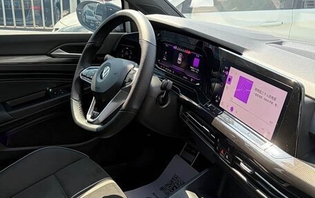 Volkswagen Golf VIII, 2023 год, 1 860 000 рублей, 7 фотография