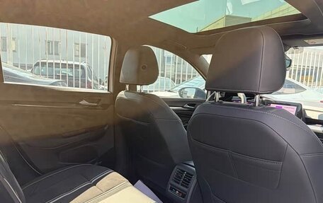 Volkswagen Golf VIII, 2023 год, 1 860 000 рублей, 9 фотография