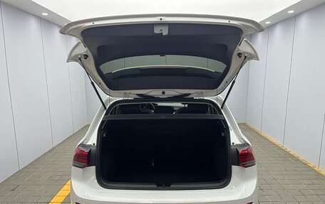 Volkswagen Golf VIII, 2022 год, 1 850 678 рублей, 7 фотография