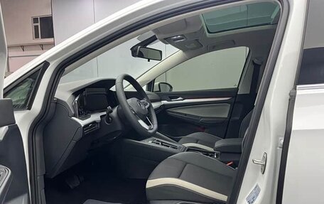 Volkswagen Golf VIII, 2022 год, 1 850 678 рублей, 9 фотография
