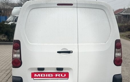 Peugeot Partner II рестайлинг 2, 2013 год, 370 000 рублей, 4 фотография