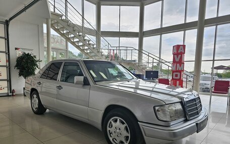 Mercedes-Benz W124, 1992 год, 459 000 рублей, 4 фотография