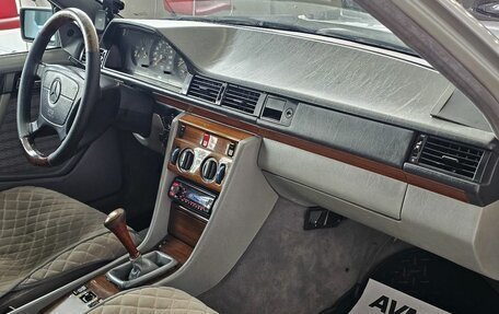 Mercedes-Benz W124, 1992 год, 459 000 рублей, 15 фотография