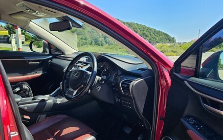 Lexus NX I, 2015 год, 2 450 000 рублей, 3 фотография