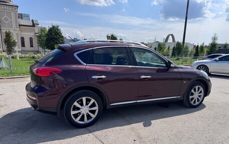 Infiniti QX50 I рестайлинг, 2016 год, 1 850 000 рублей, 14 фотография