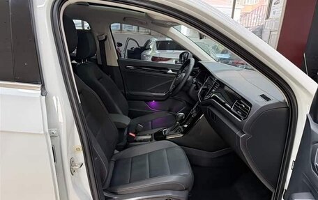 Volkswagen T-Roc I, 2022 год, 1 530 000 рублей, 11 фотография