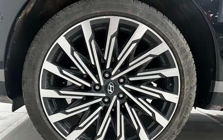 Hyundai Santa Fe IV, 2024 год, 4 450 000 рублей, 5 фотография