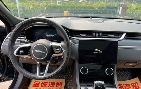 Jaguar XF II, 2022 год, 4 394 880 рублей, 7 фотография