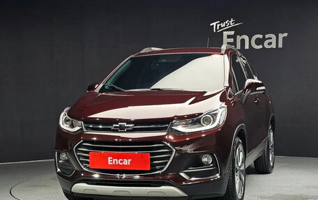Chevrolet Trax, 2022 год, 1 220 000 рублей, 2 фотография
