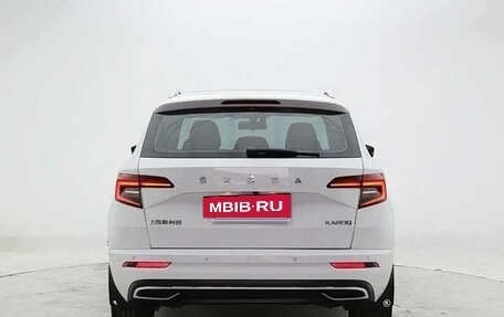 Skoda Karoq I, 2023 год, 2 040 000 рублей, 5 фотография