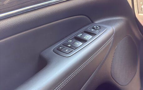 Jeep Grand Cherokee, 2019 год, 4 500 000 рублей, 28 фотография