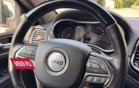 Jeep Grand Cherokee, 2019 год, 4 500 000 рублей, 26 фотография