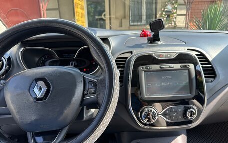 Renault Kaptur I рестайлинг, 2017 год, 1 700 000 рублей, 6 фотография