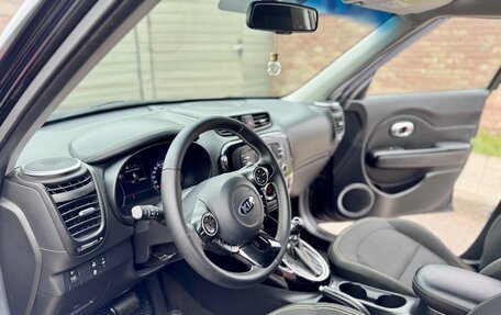 KIA Soul II рестайлинг, 2016 год, 1 399 000 рублей, 23 фотография