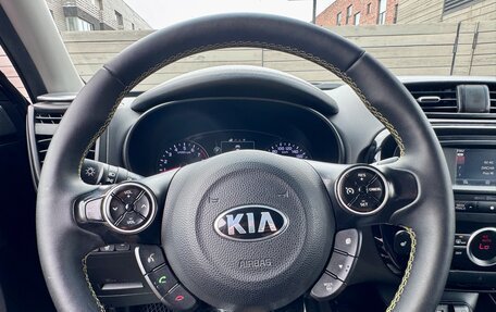 KIA Soul II рестайлинг, 2016 год, 1 399 000 рублей, 28 фотография