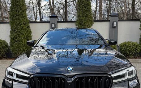 BMW 5 серия, 2021 год, 3 700 000 рублей, 2 фотография