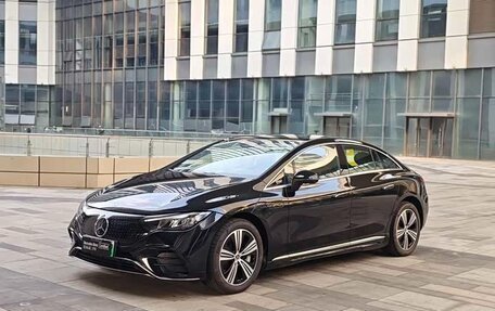 Mercedes-Benz EQE, 2025 год, 6 137 000 рублей, 3 фотография