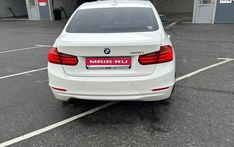 BMW 3 серия, 2014 год, 1 500 000 рублей, 16 фотография