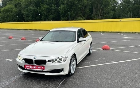 BMW 3 серия, 2014 год, 1 500 000 рублей, 20 фотография