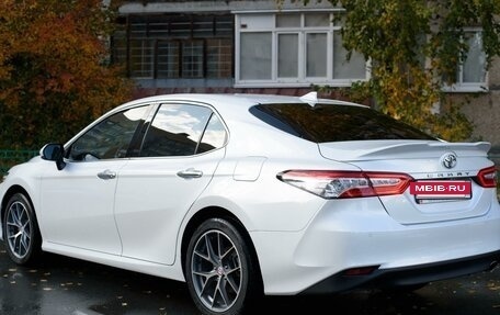 Toyota Camry, 2020 год, 3 750 000 рублей, 28 фотография