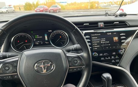Toyota Camry, 2020 год, 3 750 000 рублей, 29 фотография