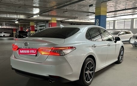 Toyota Camry, 2020 год, 3 750 000 рублей, 31 фотография