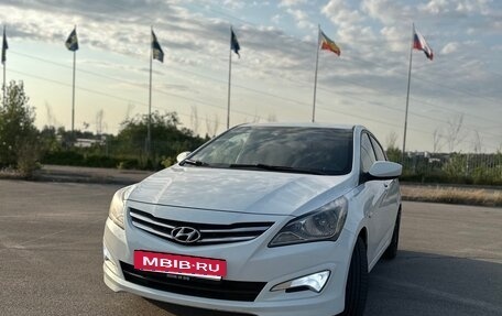 Hyundai Solaris II рестайлинг, 2016 год, 750 000 рублей, 2 фотография