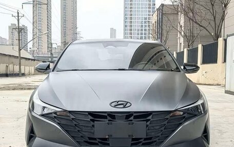 Hyundai Elantra, 2022 год, 1 600 000 рублей, 2 фотография
