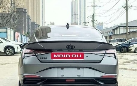 Hyundai Elantra, 2022 год, 1 600 000 рублей, 4 фотография