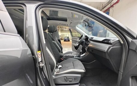 Audi Q3, 2023 год, 2 360 100 рублей, 10 фотография
