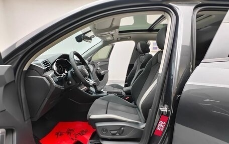 Audi Q3, 2023 год, 2 360 100 рублей, 21 фотография