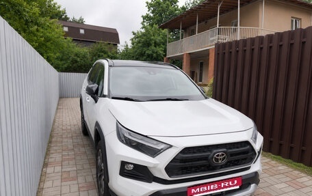 Toyota RAV4, 2025 год, 4 100 000 рублей, 3 фотография