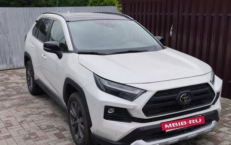 Toyota RAV4, 2025 год, 4 100 000 рублей, 2 фотография